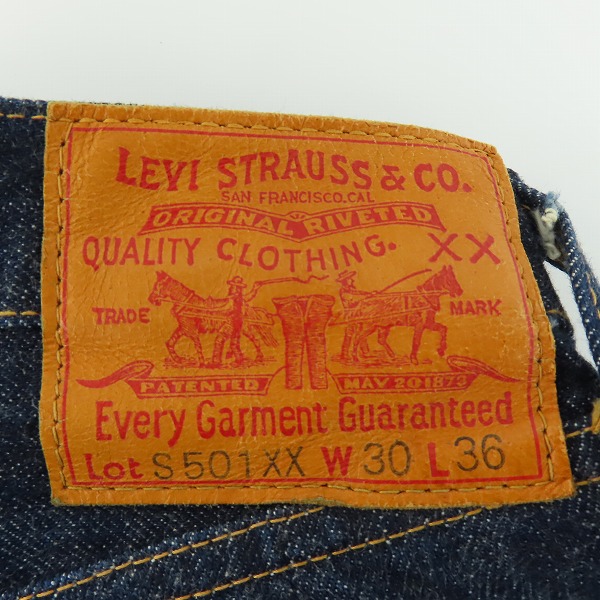 実際に弊社で買取させて頂いたLEVIS/リーバイス VINTAGE CLOTHING S501XX 1944年大戦モデル復刻 片面ビッグE/デニムパンツ 44501/W30L36の画像 2枚目