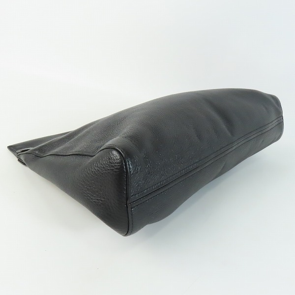 実際に弊社で買取させて頂いたTOM FORD/トムフォード カデナ/パドロック付 クラッチ/セカンドバッグの画像 2枚目