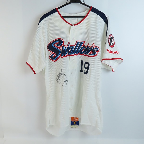 実際に弊社で買取させて頂いたDESCENTE ×BEAMS/デサント×ビームス NPBマーク 東京ヤクルトスワローズ ホーム ユニフォーム #19 石川雅規 L-118