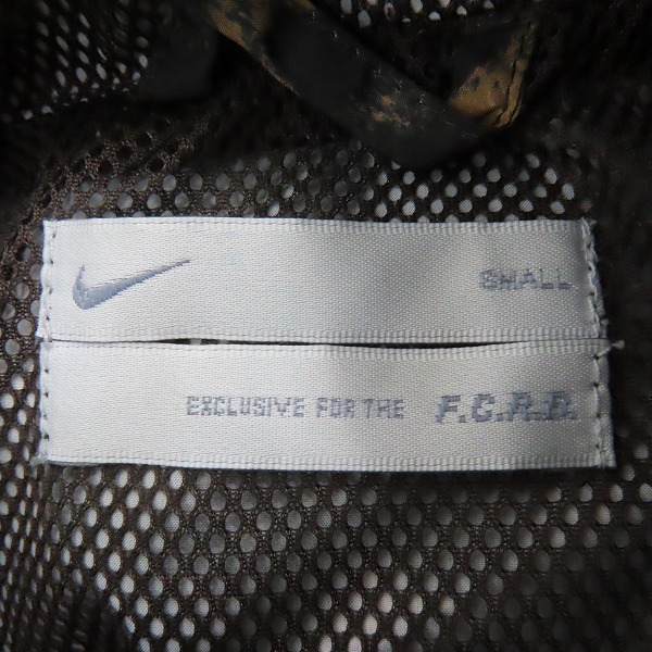 実際に弊社で買取させて頂いたNIKE×F.C.R.B./ナイキ×エフシーレアルブリストル WARM UP JACKET/レオパード パーカー 396349-710/Sの画像 2枚目