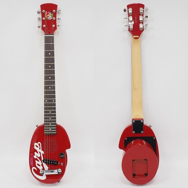 実際に弊社で買取させて頂いた★【美品】Carp Guitar 2nd Red 広島カープ ヘルメットギター アンプ内蔵エレキギター ソフトケース付の画像 2枚目