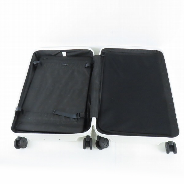 実際に弊社で買取させて頂いた【未使用】Zero Halliburton/ゼロハリバートン Classic Lightweight 4.0 Check-In-S Travel Case キャリーケース 60L/81364の画像 5枚目