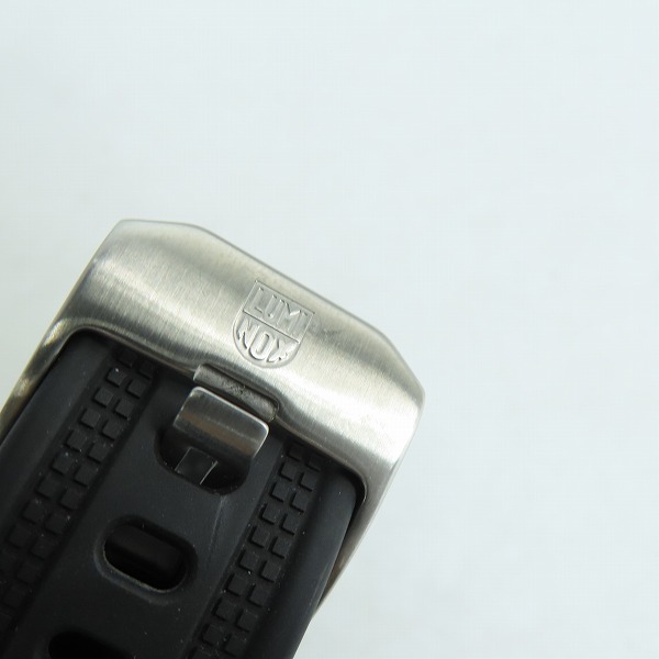 実際に弊社で買取させて頂いたLUMINOX/ルミノックス ブラック オプス カーボン Ref.8895 腕時計/ウォッチの画像 6枚目