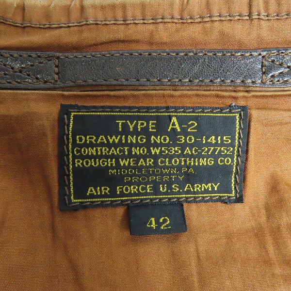 実際に弊社で買取させて頂いたTHE REAL McCOY'S/ザ リアルマッコイズ A-2 レザー フライトジャケット 30-1415/42の画像 3枚目