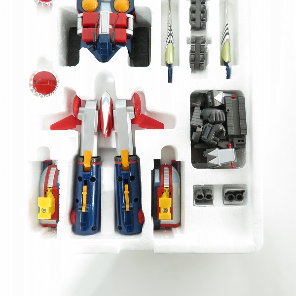 実際に弊社で買取させて頂いたBANDAI/バンダイ 超合金魂 GX-03 超電磁ロボ コン・バトラーV ロボット フィギュアの画像 3枚目