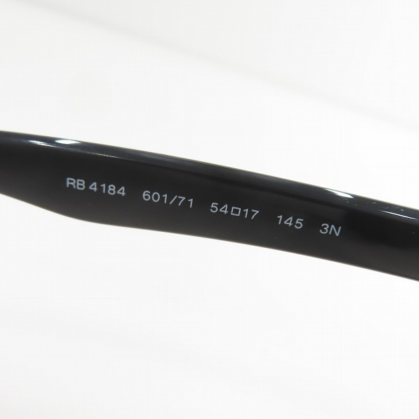 実際に弊社で買取させて頂いたRay-ban/レイバン サングラス/アイウェア ブラック RB4184F の画像 6枚目