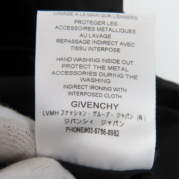 実際に弊社で買取させて頂いたGIVENCHY /ジバンシィ MOTEL EMBROIDERED WINDBREAKER Jacket  BM00C713EN /46の画像 4枚目