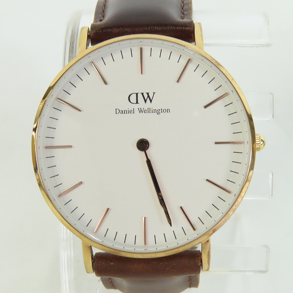 実際に弊社で買取させて頂いた【ジャンク含む/動作未確認】Daniel Wellington/ダニエルウェリントン Classic クラシック 純正ベルト付 2点セットの画像 1枚目