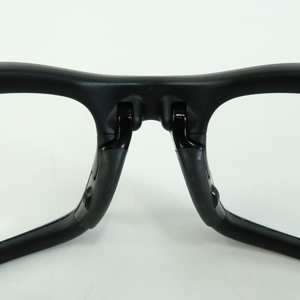 実際に弊社で買取させて頂いたOAKLEY/オークリー WINDJACKET/ウインドジャケット サングラスフレーム/アイウェア OO9142-01の画像 4枚目