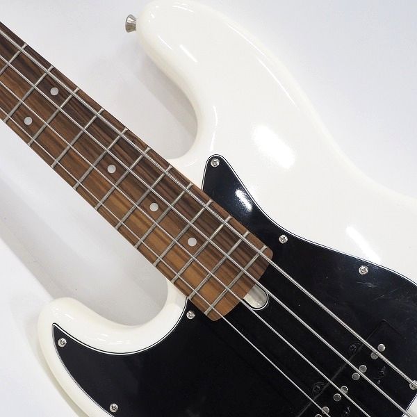 実際に弊社で買取させて頂いた★Bacchus/バッカス UNIVERSE SERIES ジャズベースType レフティ/左きき用 4弦エレキベース ソフトケース付 の画像 4枚目