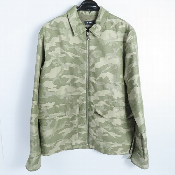 実際に弊社で買取させて頂いた【難有り】A.P.C./アーペーセー ジップアップジャケット ブルゾン カモフラ柄 S