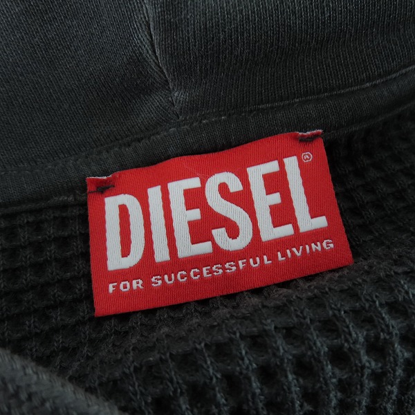 実際に弊社で買取させて頂いたDIESEL/ディーゼル サーマル ジップアップパーカー S-GINAFY-HOOD-ZIP/Sの画像 2枚目