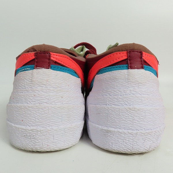 実際に弊社で買取させて頂いたNIKE×SACAI×KAWS/ナイキ×サカイ×カウズ BLAZER LOW SACAI KAWS DM7901-600/24.5の画像 1枚目