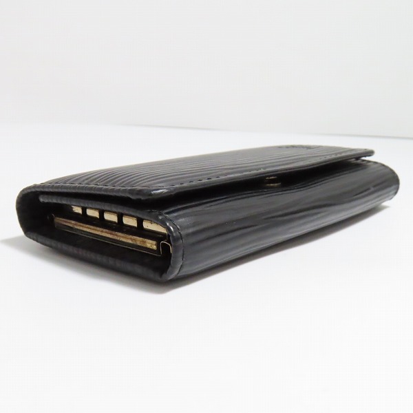 実際に弊社で買取させて頂いたLOUIS VUITTON/ルイヴィトン ミュルティクレ4 エピ 4連 キーケース M63822の画像 2枚目