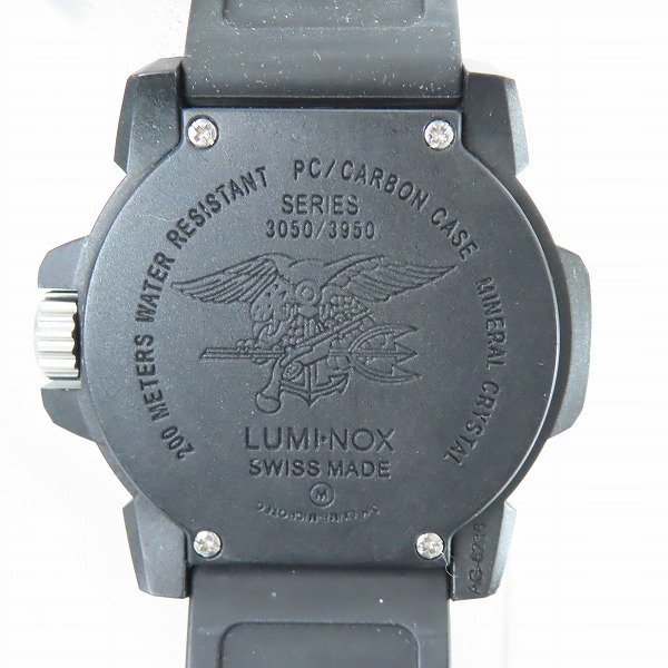 実際に弊社で買取させて頂いたLUMI-NOX/ルミノックス SERIES 3050/3950 クォーツ腕時計の画像 3枚目