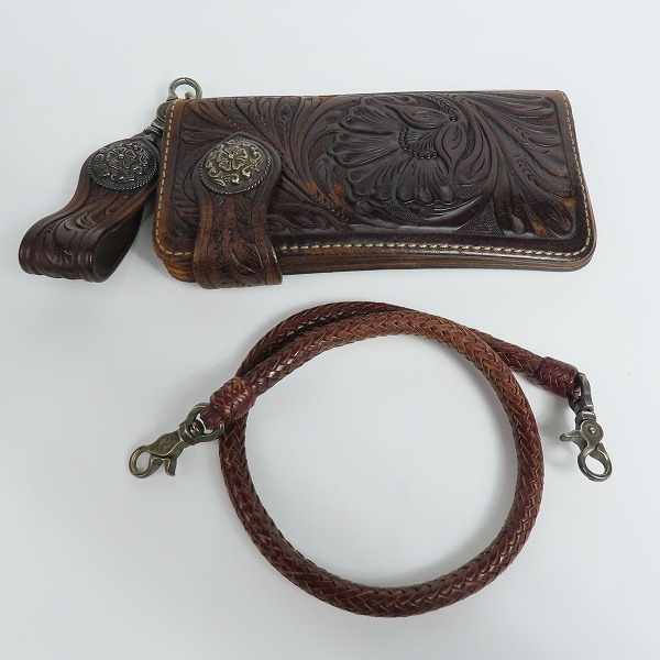 実際に弊社で買取させて頂いたFUNNY/ファニー カービング レザー コンチョ ウォレットチェーン付き 長財布/ロングウォレットの画像 9枚目