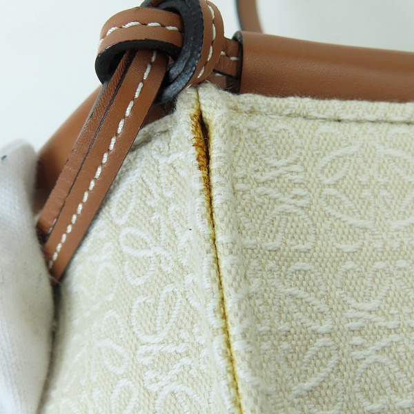 実際に弊社で買取させて頂いたLOEWE/ロエベ クッショントートバッグ アナグラムジャガード×レザー A612A93X25の画像 8枚目