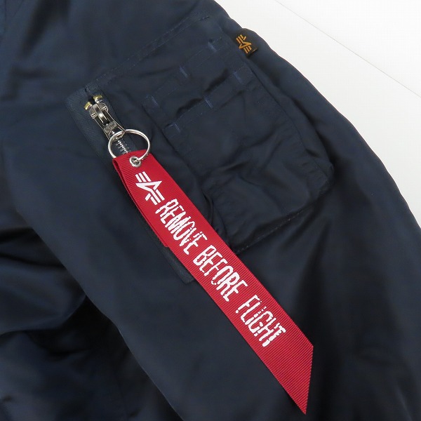 実際に弊社で買取させて頂いたALPHA INDUSTRIES/アルファインダストリーズ リバーシブル MA-1 フライトジャケット TA0141-367/Sの画像 8枚目