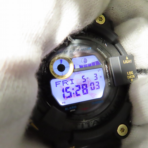 実際に弊社で買取させて頂いたG-SHOCK/Gショック MASTER OF G - SEA FROGMAN/フロッグマン 30周年記念 GW-8230B-9AJRの画像 5枚目