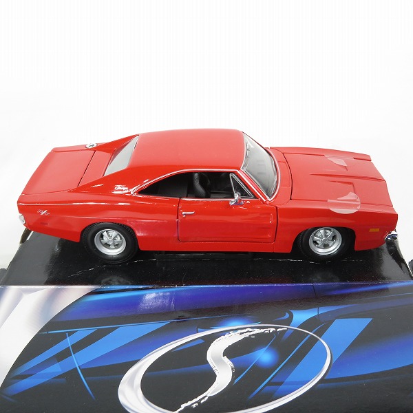 実際に弊社で買取させて頂いたMaisto/マイスト Special Edition 1/25 1969 Dodge Charger R/T/1969 ダッジ チャージャー R/T ミニカー ダイキャストカーの画像 3枚目