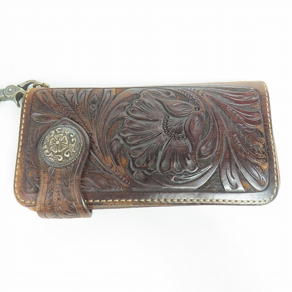 実際に弊社で買取させて頂いたFUNNY/ファニー カービング レザー コンチョ ウォレットチェーン付き 長財布/ロングウォレットの画像 1枚目