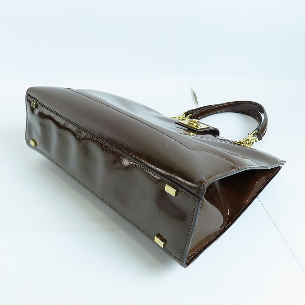 実際に弊社で買取させて頂いたCELINE/セリーヌ ガンチーニ  エナメル ハンド バッグ の画像 2枚目