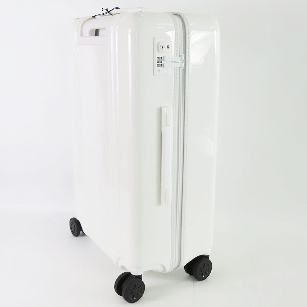 実際に弊社で買取させて頂いた【未使用】Zero Halliburton/ゼロハリバートン Classic Lightweight 4.0 Check-In-S Travel Case キャリーケース 60L/81364の画像 2枚目