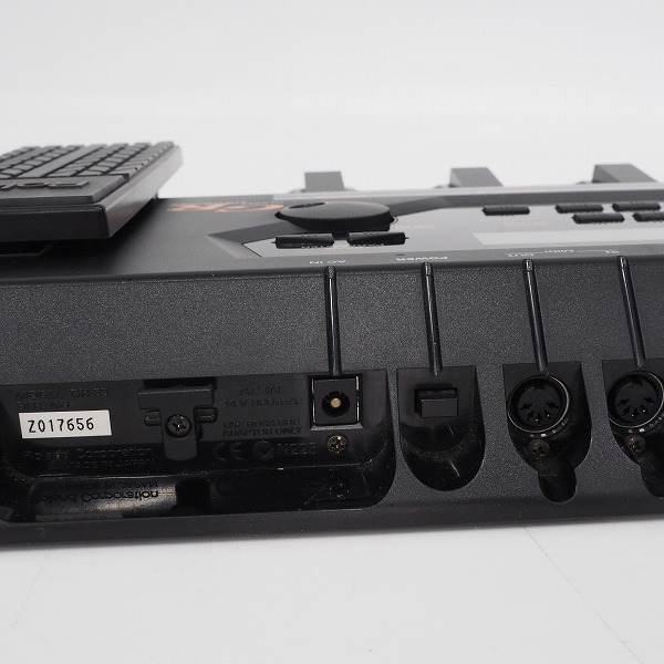 実際に弊社で買取させて頂いた【動作未確認】Roland/ローランド GR-33 GUITAR SYNTHESIZER/ギターシンセサイザーの画像 4枚目