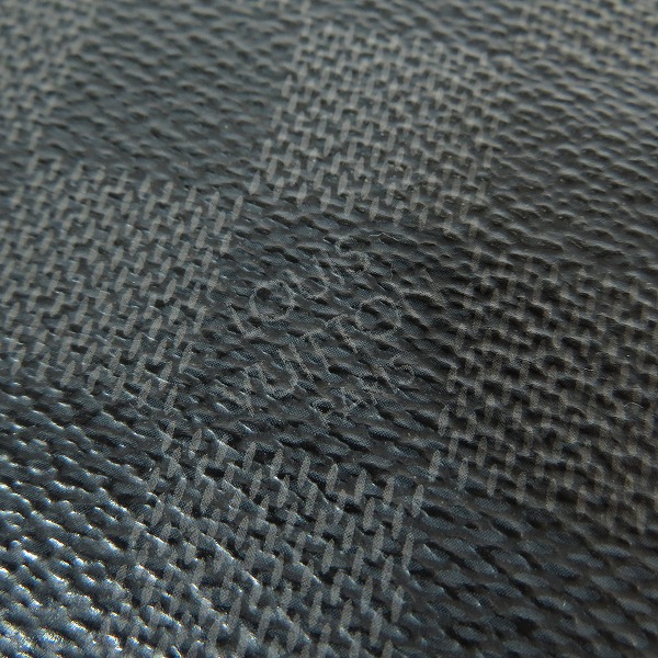 実際に弊社で買取させて頂いた【難あり】LOUIS VUITTON/ルイヴィトン ダミエグラフィット アンヴェロップ カルト ドゥ ヴィジット カードケース N63338の画像 3枚目