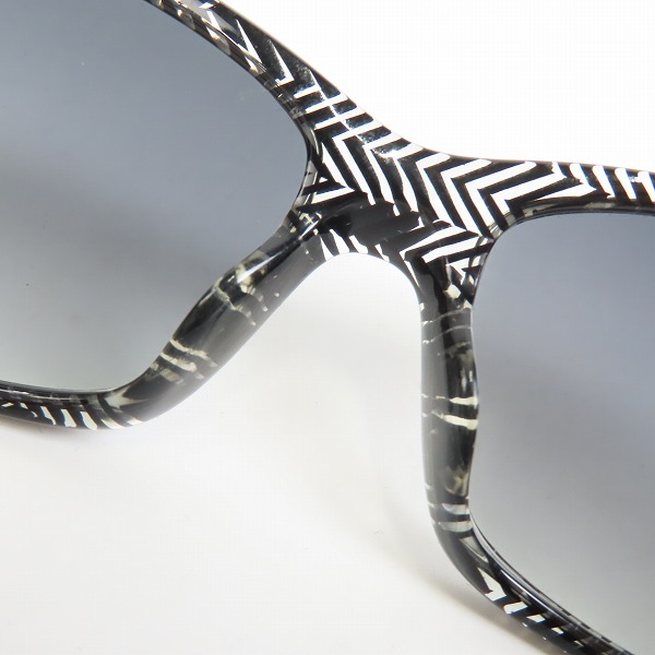 実際に弊社で買取させて頂いたalain mikli/アランミクリ Cat 03 サングラス/アイウェア A0484-02の画像 4枚目