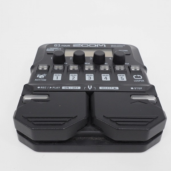 実際に弊社で買取させて頂いたZOOM/ズーム G1 FOUR Ver.v1.10 エレキギター用マルチエフェクター【簡易動作確認済】の画像 1枚目