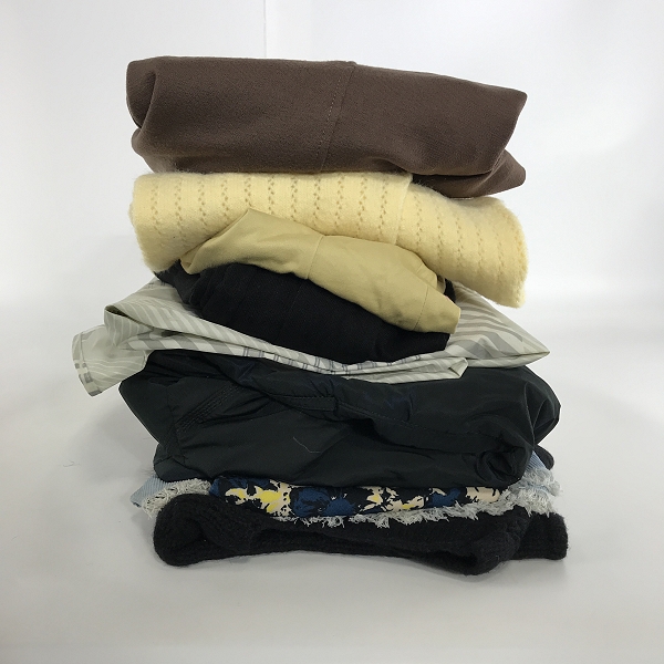 実際に弊社で買取させて頂いた【おまとめ】VERSACE/ヴェルサーチェ FRAY I.D/フレイアイディー LEE/リー 他 コート/ニット/パンツ 等の画像 1枚目