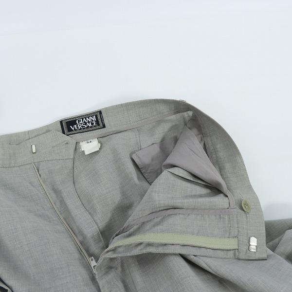 実際に弊社で買取させて頂いたGIANNI VERSACE/ジャンニヴェルサーチ スーツ ジャケット/パンツ/セットアップ/グレー/54の画像 6枚目