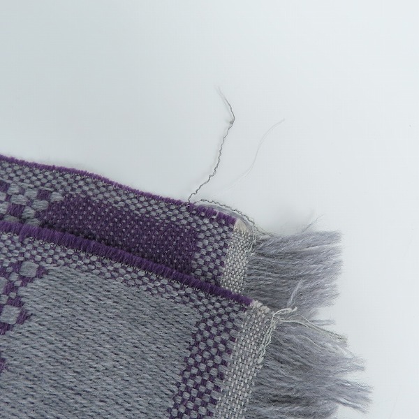 実際に弊社で買取させて頂いたVERSACE/ヴェルサーチ ウール マフラーの画像 4枚目