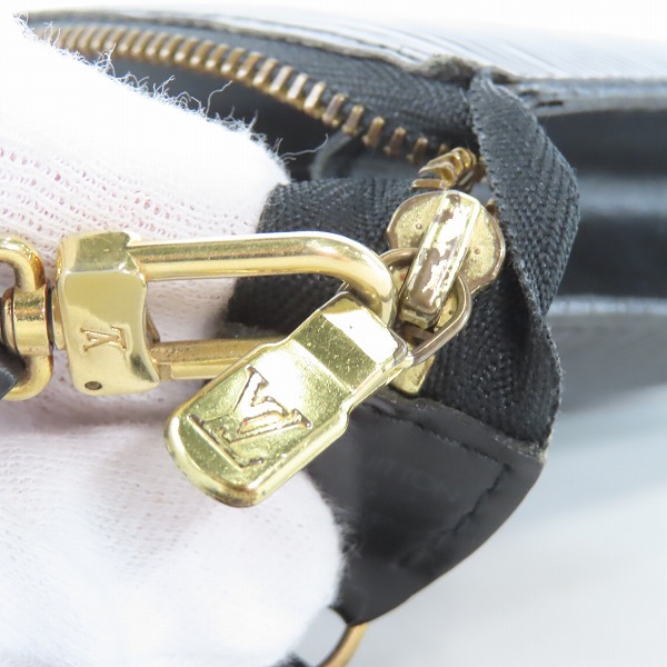 実際に弊社で買取させて頂いたLOUIS VUITTON/ルイヴィトン エピ  アクセソワール ハンドバッグ/ポシェット M52942の画像 7枚目