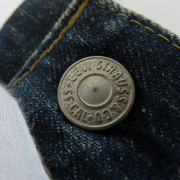 実際に弊社で買取させて頂いたLEVIS/リーバイス 70502 XX 日本製 J02刻印 1st デニムジャケット/40の画像 6枚目