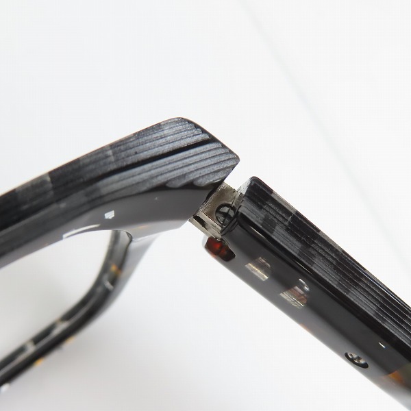 実際に弊社で買取させて頂いたalain mikli/アラン ミクリ 眼鏡フレーム/アイウェア A03013 B0G2の画像 5枚目