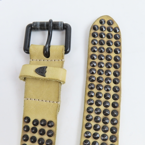 実際に弊社で買取させて頂いたHTC/エイチティーシー 4連スタッズ ベルトの画像 1枚目