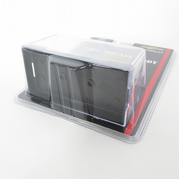 実際に弊社で買取させて頂いた【未開封】M2 Machines/M2マシーンズ 1/64 CAPT SQUARE BODY 1973 Chevrolet Cheyenne Super 10 ミニカーの画像 6枚目