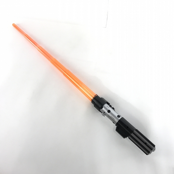 実際に弊社で買取させて頂いた【ジャンク】Hasbro/ハズブロ STAR WARS/スターウォーズ THE POWER OF FORTH ダースベイダー ライトセイバーの画像 4枚目