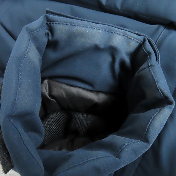 実際に弊社で買取させて頂いたF.C.Real Bristol/エフシーレアルブリストル ダウンジャケット ロゴプリント FCRB-189043/XLの画像 9枚目