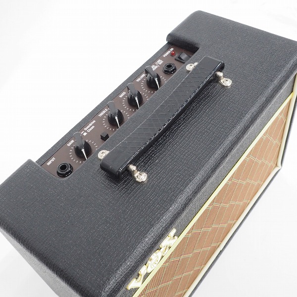 実際に弊社で買取させて頂いたVOX/ヴォックス Pathfinder 10 V9106 ギターアンプ コンボアンプ【動作確認済】の画像 2枚目