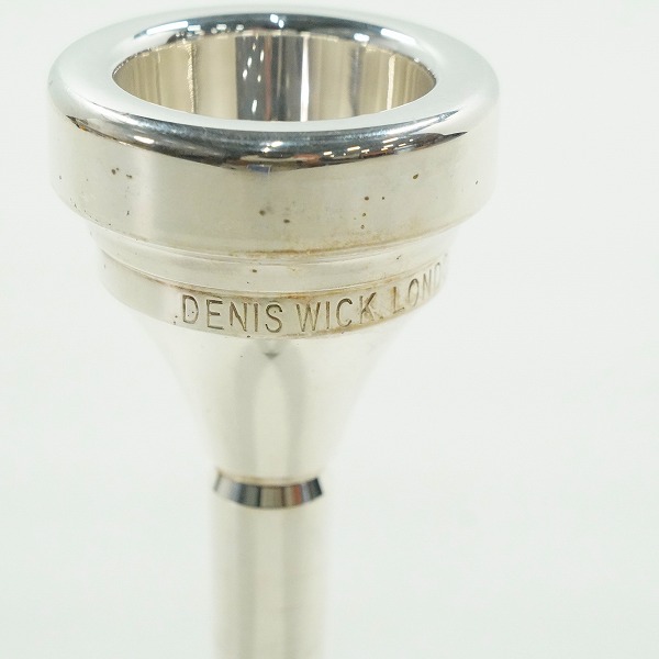 実際に弊社で買取させて頂いたDENIS WICK/デニスウィック 1 チューバ用 マウスピースの画像 2枚目