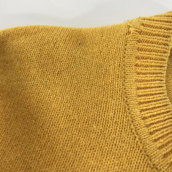 実際に弊社で買取させて頂いたMAISON KITSUNE/メゾンキツネ ロゴワッペン クルーネック ニット セーター FM00503KT1014/Sの画像 8枚目