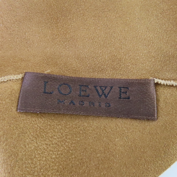 実際に弊社で買取させて頂いたLOEWE/ロエベ スエード パンチングレザー フリンジ ストールの画像 1枚目