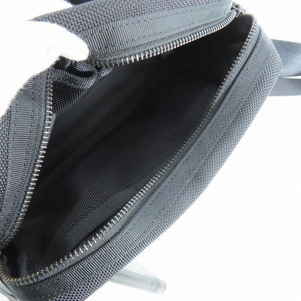 実際に弊社で買取させて頂いたPORTER/ポーター HEAT/ヒート マグライト付 ウェストバッグ ボディーバッグ 703-07972の画像 4枚目