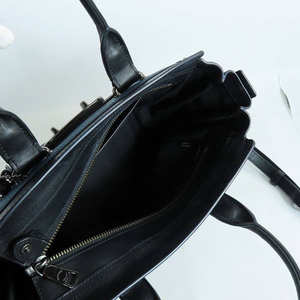 実際に弊社で買取させて頂いたCOACH/コーチ  スワッガー27 2WAY ミックスドレザー ハンドバック 59505の画像 4枚目