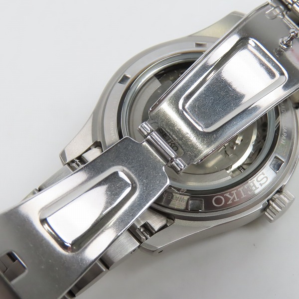 実際に弊社で買取させて頂いたSEIKO/セイコー スポーツ セイコー5 フィールドシリーズ GMT オートマ 裏スケ 腕時計 4R34-00C0の画像 5枚目