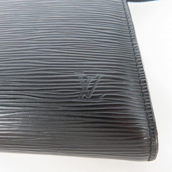 実際に弊社で買取させて頂いたLOUIS VUITTON/ルイヴィトン エピ  アクセソワール ハンドバッグ/ポシェット M52942の画像 3枚目