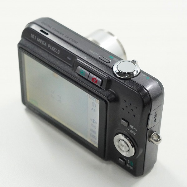 実際に弊社で買取させて頂いたCASIO/カシオ EXILIM EX-Z1050 コンパクトデジタルカメラ 簡易動作確認済みの画像 3枚目